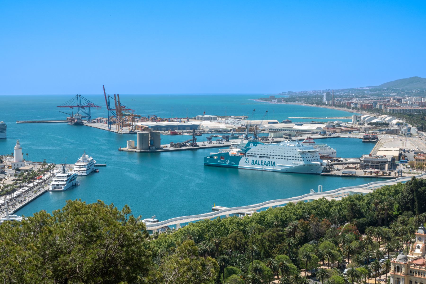 Vista aérea de Málaga y la Costa del Sol